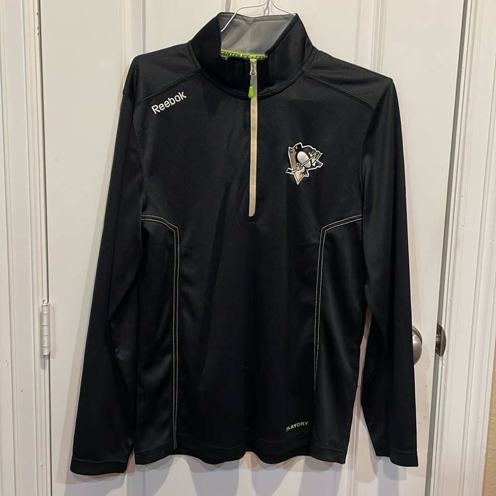 Reebok NHL Center Ice Pittsburgh Penguins Long Sleeved Top